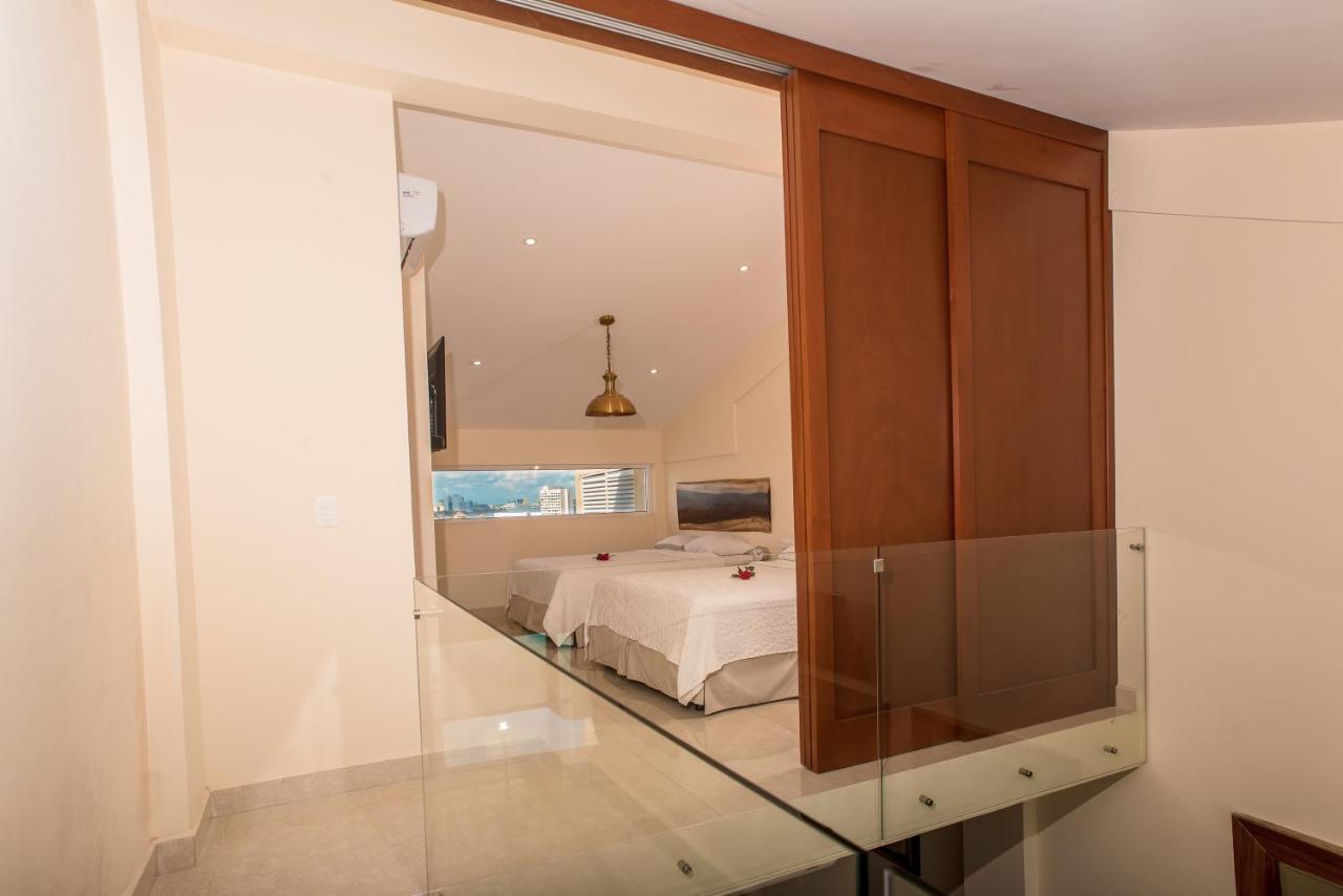 2 Story Oceanfront Penthouses On Cancun Beach! Εξωτερικό φωτογραφία