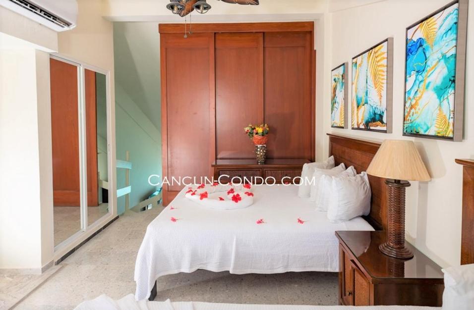 2 Story Oceanfront Penthouses On Cancun Beach! Εξωτερικό φωτογραφία