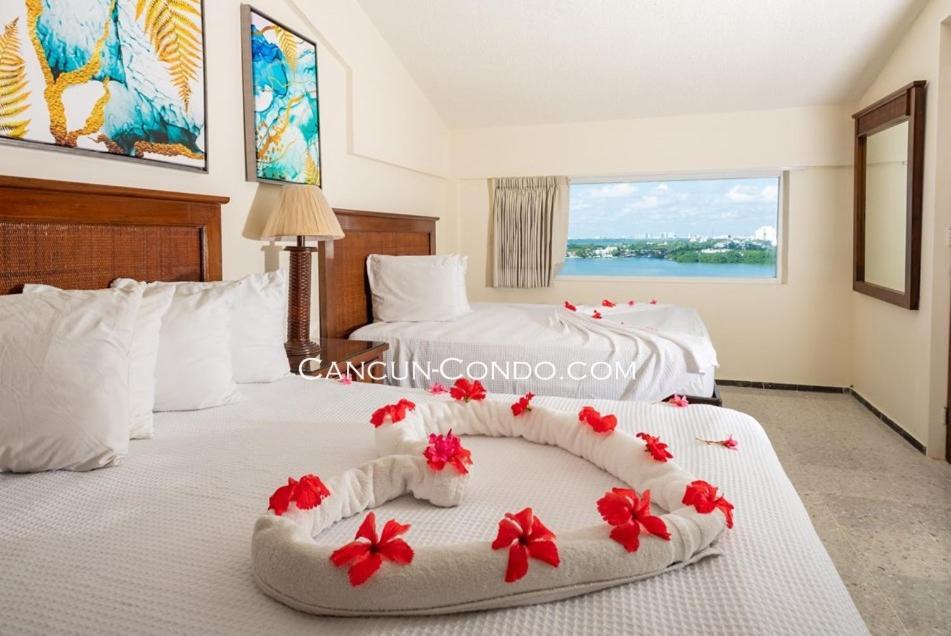 2 Story Oceanfront Penthouses On Cancun Beach! Εξωτερικό φωτογραφία