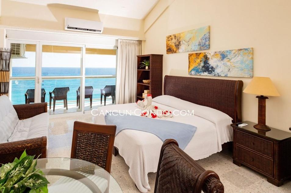 2 Story Oceanfront Penthouses On Cancun Beach! Εξωτερικό φωτογραφία