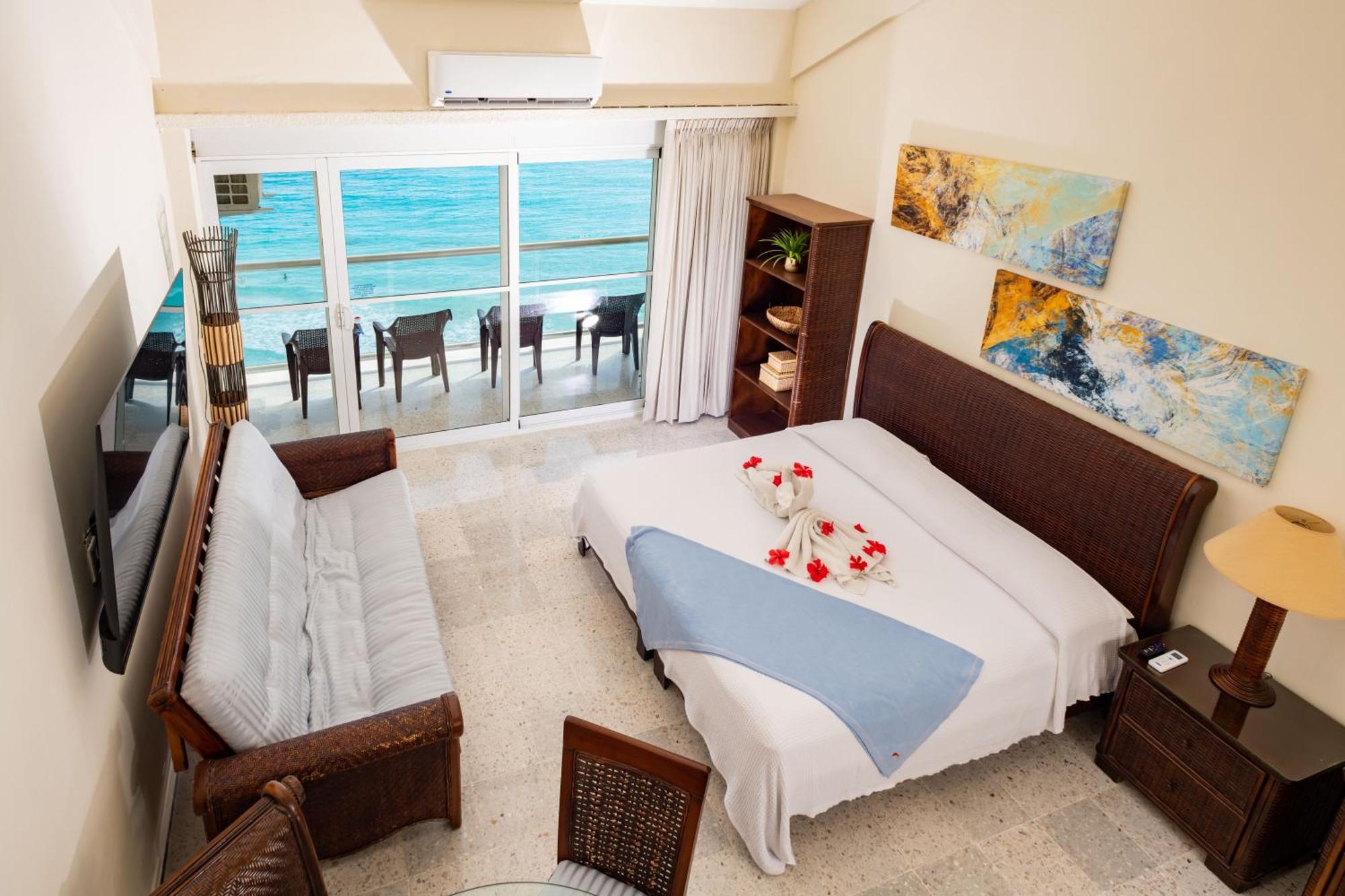 2 Story Oceanfront Penthouses On Cancun Beach! Εξωτερικό φωτογραφία