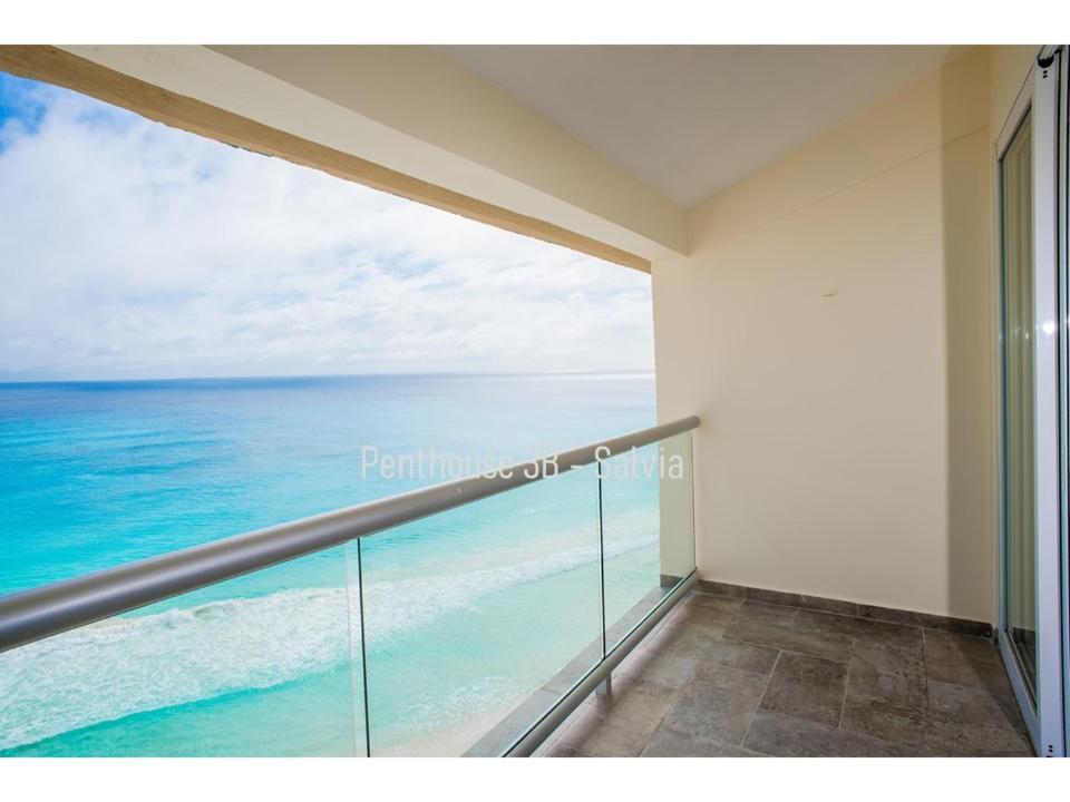 2 Story Oceanfront Penthouses On Cancun Beach! Εξωτερικό φωτογραφία